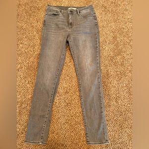 Levi’s grey jeans